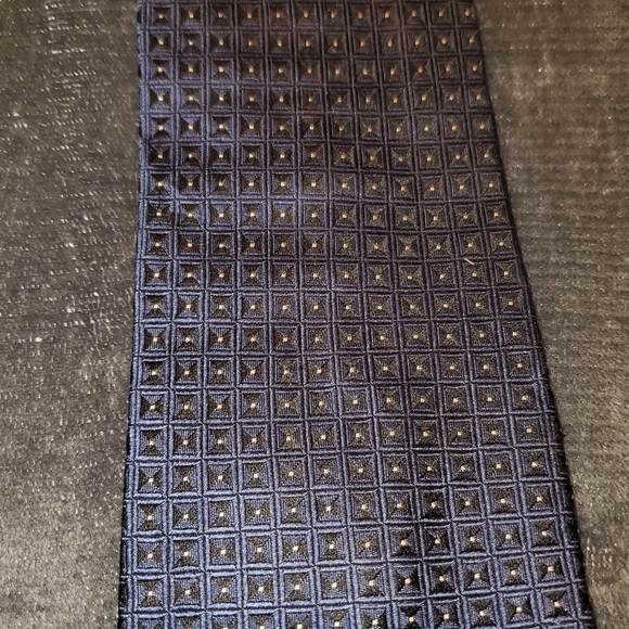 CRAFT AND BARROW Blue/silver tie with small squares NWOT - Picture 5 of 5
